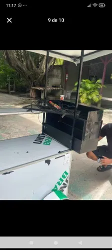 Carrinho de lanches novo em (ACM). Todo aquipado no Plástico