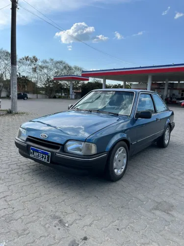 Ford Escort GL 1.6i / 1.6 (álcool) 1990