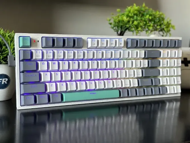 Machenike K500-B94 Teclado Mecânico Gamer RGB 90%