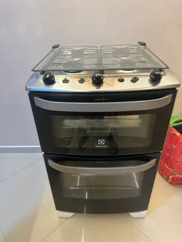 VENDO FOGÃO ELETROLUX - 4 BOCAS - FORNO DUPLO