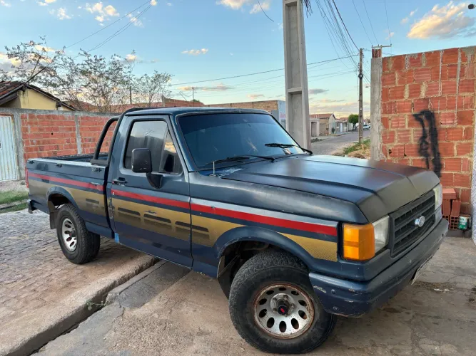 Ford F-1000 Super Diesel / Super Diesel Turbo 1995