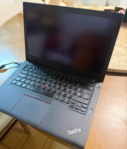 Vendo Lenovo ThinkPad T470 i5 | 16 GB RAM | SSD NVMe 256 GB | Tela Touch | Windows 11