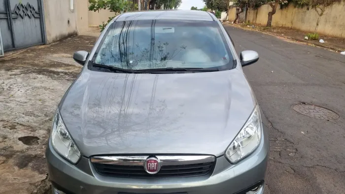 Fiat Grand Siena Essence Dual. 1.6 Flex 16V 2016