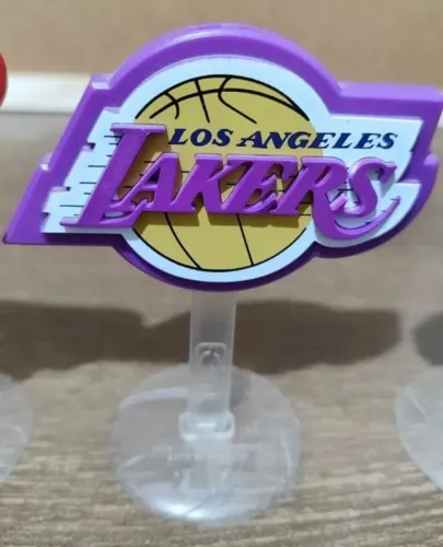 Los Angeles Lakers - NBA coleção Brasões 2020 (Nescau pascoa)