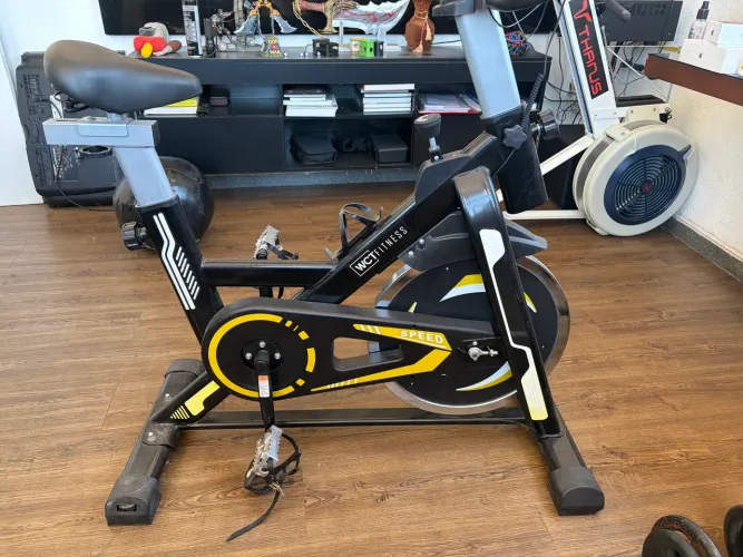 Bicicleta ergométrica WCT Fitness Spinning