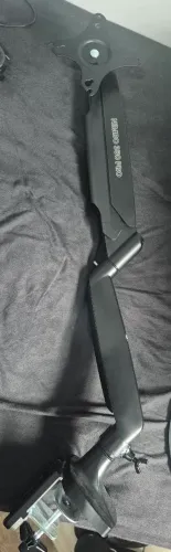 Suporte articulado para monitor