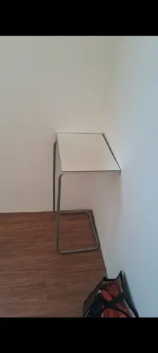 mesa lateral espelhada