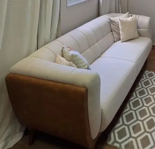 Sofá 4 lugares