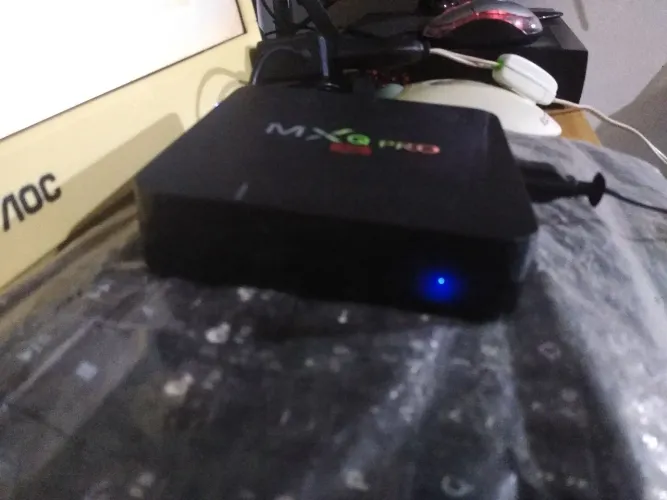 Lote de eletrônicos com defeito