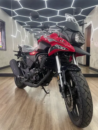 SHINERAY STORM 200 EFI