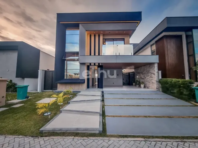 Casa porteira fechada no Cidade Alpha com 4 quartos à venda