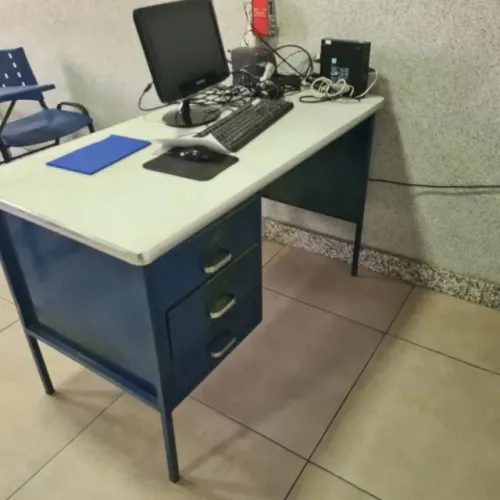 Mesa escritorio industrial metalica