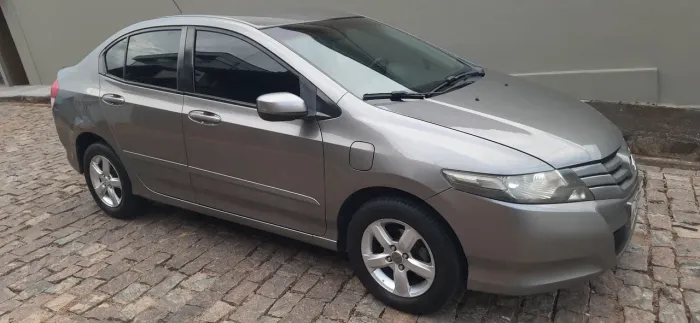 Honda City Sedan LX 1.5 Flex 16V 4P Mec. 2010