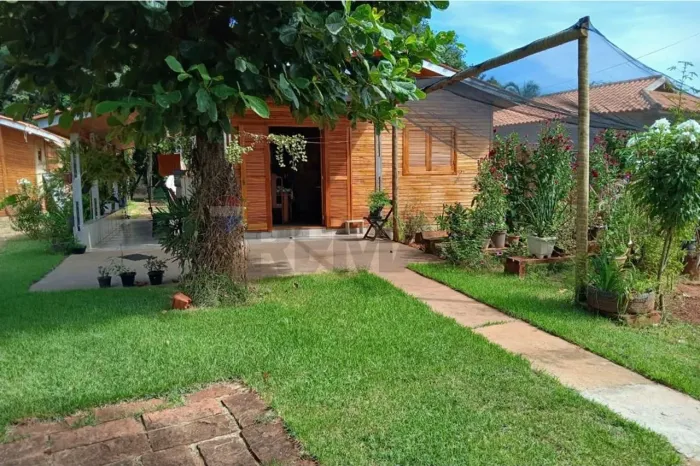 CASA EM RANCHO COMUNITÁRIO TRANQUILO PERTO DO SHOPPING TRÊS LAGOAS