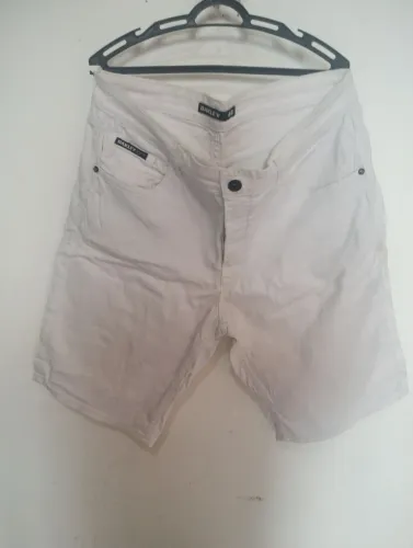 Bermuda Oakley 44