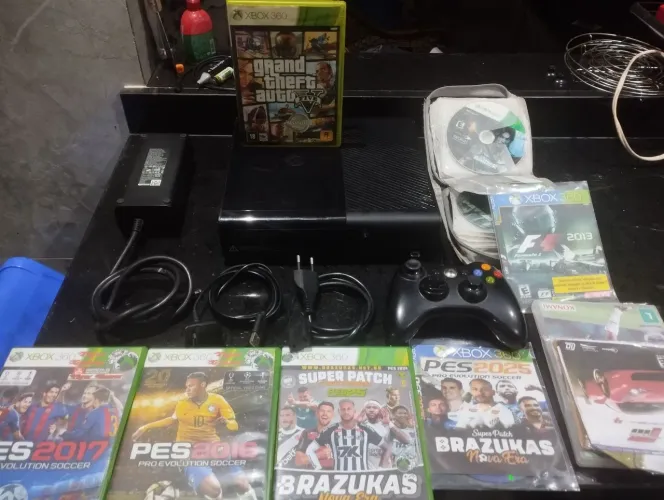 Xbox 360 desbloqueado LT 3.0 com GTA 5 original top
