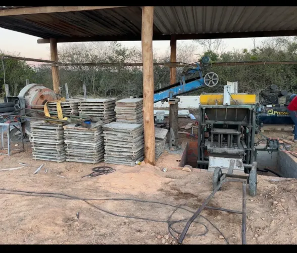 Máquina de fabricar blocos