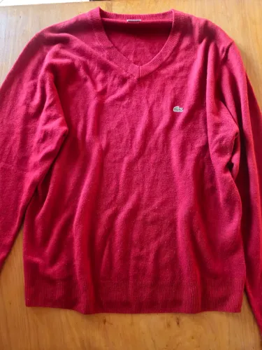 sueter vermelho lacoste