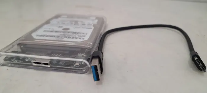 Hd externo usb 3.0 1T (1000gb) 100% saudável barato DISPENSO CURIOSOS