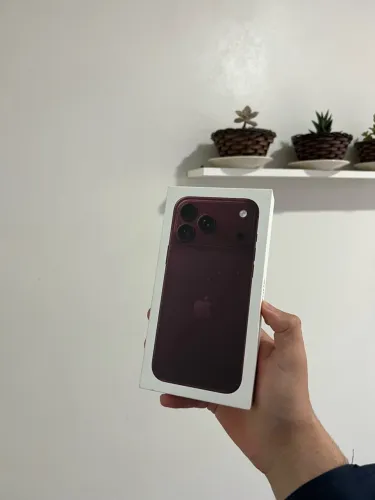 iPhone 18 Pro Max 256GB - Bordô