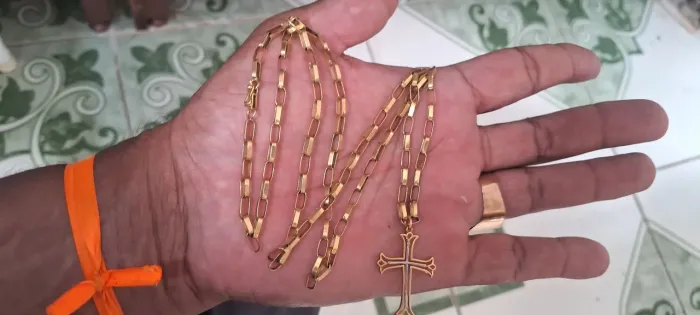 Cordão e pingente de ouro 18k 72 centímetros 