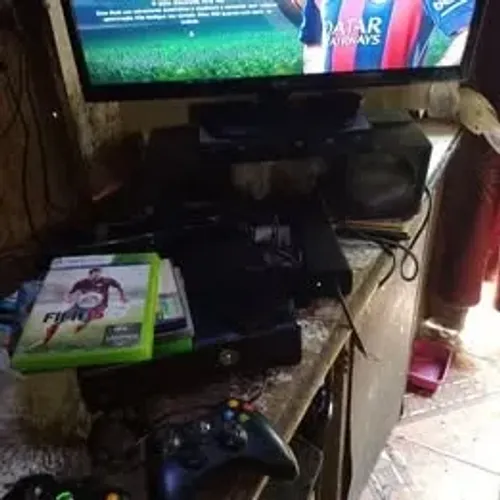 **COMBO PLAYSTATION 2 + XBOX 360 COMPLETO + KINECT - FUNCIONANDO!**