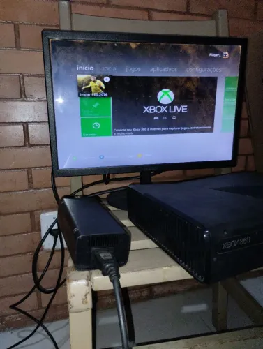 Xbox 360/ pés 2016/ fonte slin