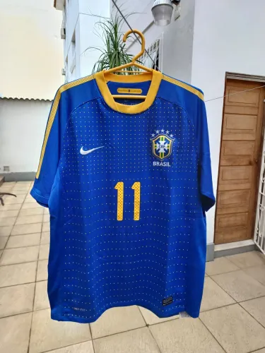 Camisa oficial seleção brasileira 2010 n?11  tamanho M
