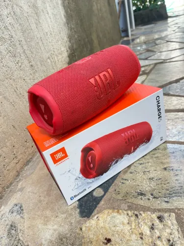 JBL charge 5 vermelha 