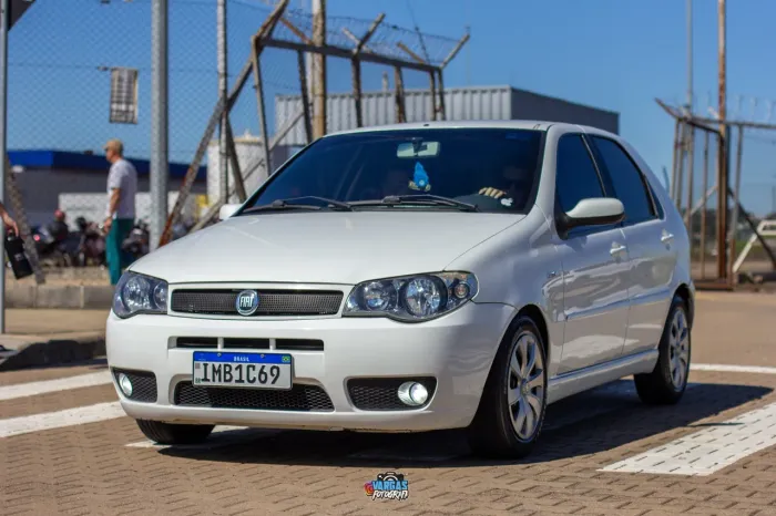 Fiat Palio ELX 1.3 MPI Flex 8V 4P 2005