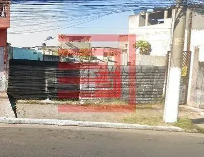 Terreno Limpo à Venda em Sapoemba  Próximo ao Metrô e Terminal!