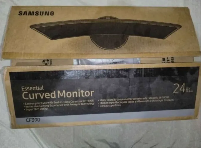 Monitor curvo Samsung essential 24 polegadas. CF390
