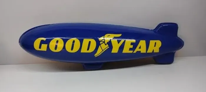 Dirigível goodyear Promocional de Plástico 49 cm x 15 x 15 - Pequenas Marcas - Item raro e