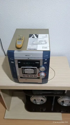 Mini System Toshiba Stereo Bivolt + Mesinha 