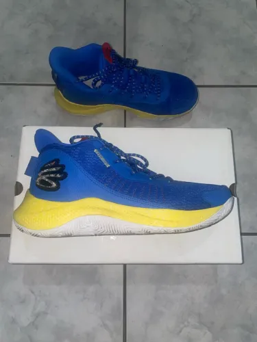 Tênis de Basquete Masculino Under Armour Curry 3Z7