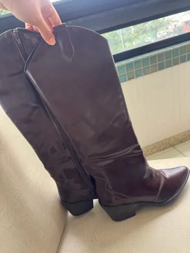 Bota cano alto nunca usada
