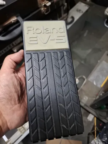 Pedal Roland Boss Ev-5 Expressão e Volume cabo stereo