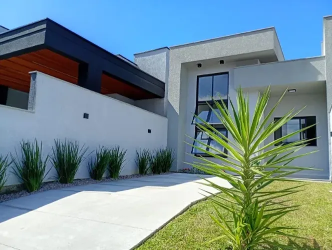 CASA MODERNA COM 3 DORMITÓRIOS