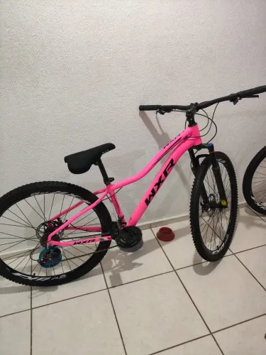 Bicicleta aro 29 wxr combat 21v freio a disco hidráulico