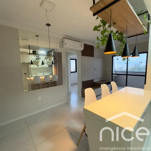 Apartamento semimobiliado para locação de 01 suíte mais 02 quartos no Bairro São Vicente e
