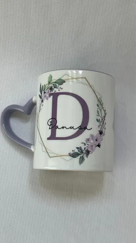 Caneca Personalizada Alça de Coração