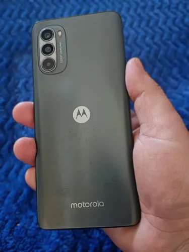 Celular moto g62 com carregador