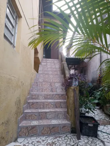 CASA GRANDE com 2 quartos - Morro São Bento