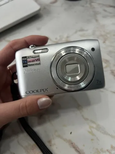 nikon coolpix S3500 LEIA A LEGENDA