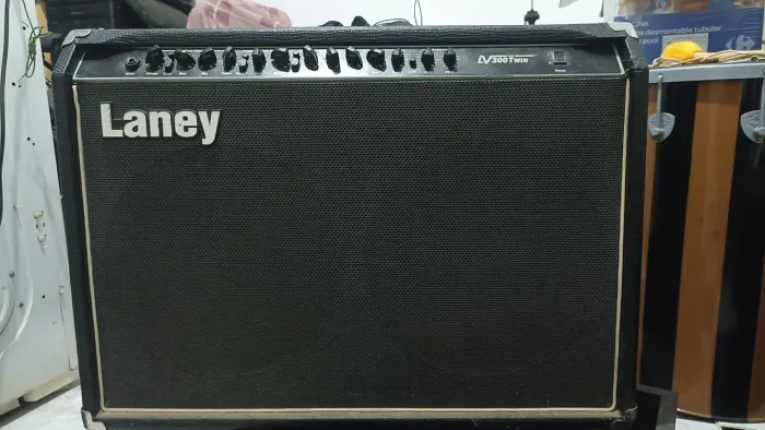 Laney Lv300 Twin 