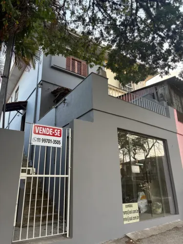 Casa para venda possui 150 metros quadrados com 2 quartos em Vila Romana - São Paulo - São