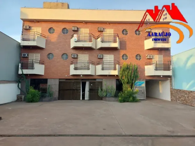 HOTEL EM PAULINHA. Terreno - 1.700m -Área Const - 1.948,05m 03 Pavimentos - 23 aptos com a
