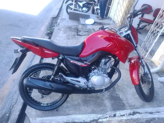 Moto Fan 150 ESDI / Ano 2014 Ótimo Estado.