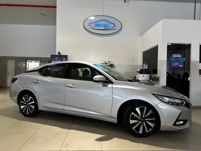 Nissan Sentra Exclu. Int. Premium 2.0 16V Aut. 2023
