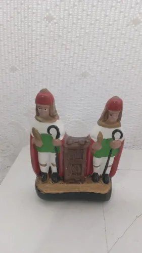 Estátua dois Reis Magos
